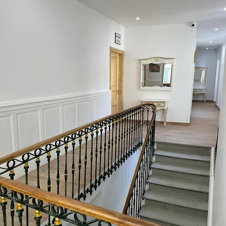 Familial Du Cloitre Narbona