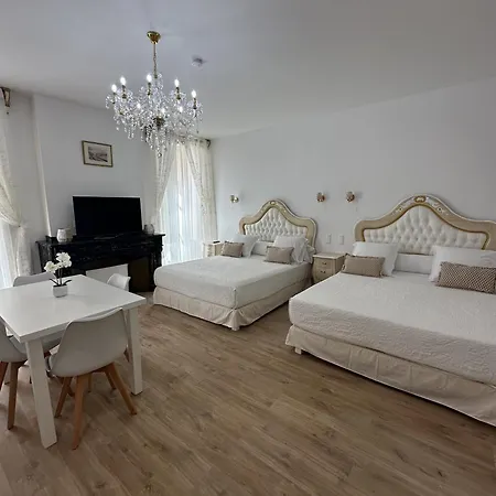 Familial Du Cloitre *